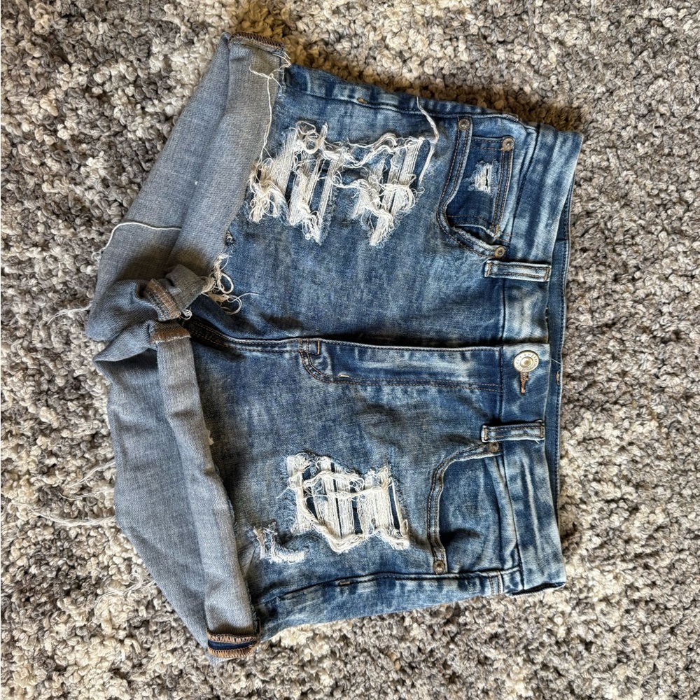 American Eagle Curvy High Rise Jean Shorts ~ Size 6 ~ Like New Condition